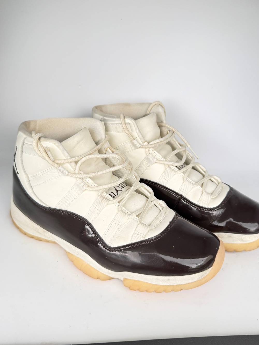 Air Jordan 11 Retro “Gratitude DMP” white, black gold gum